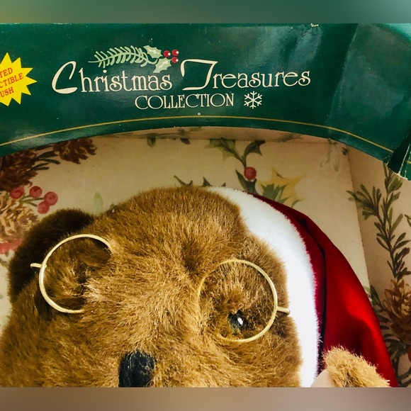 Christmas Treasures Collection Santa Bear - Picture 2 of 6